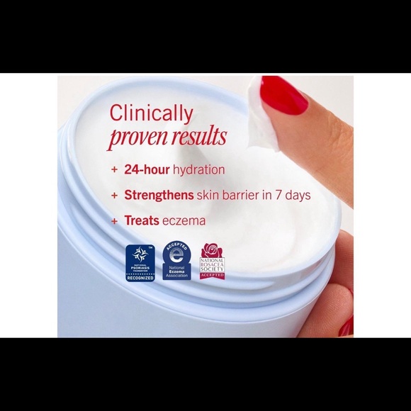 First Aid Beauty Ultra Repair Cream - Picture 6 of 9